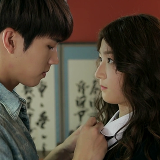 Hi! School: Love On wallpaper