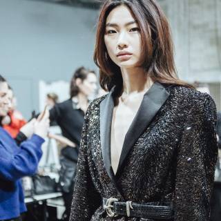 Hoyeon Jung wallpaper