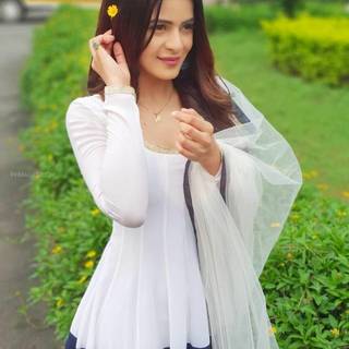 Jigyasa Singh Android wallpaper