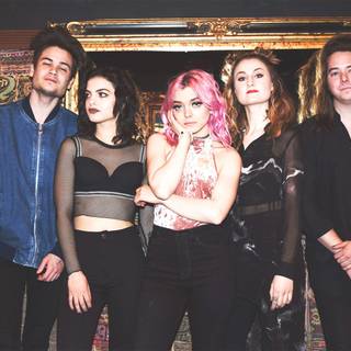 Hey Violet wallpaper