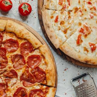 Pepperoni pizza wallpaper