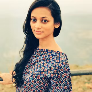 Kajol Srivastava wallpaper