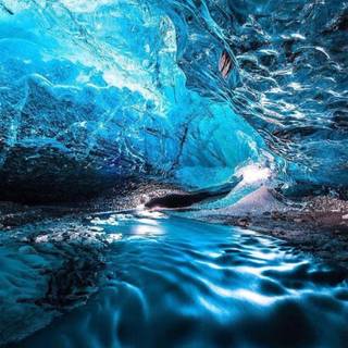 Ice crystal wallpaper