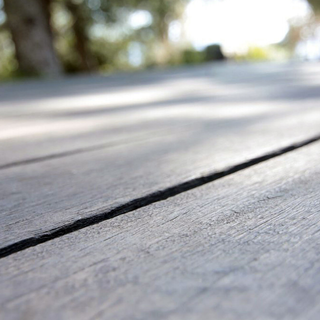 Picnic table wallpaper