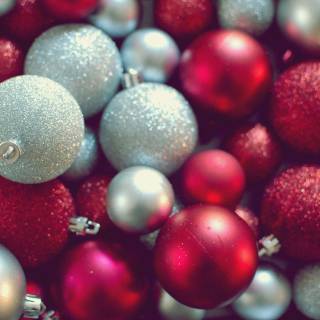 Christmas balls wallpaper