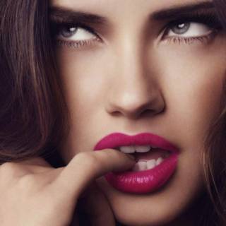 Adriana Lima wallpaper
