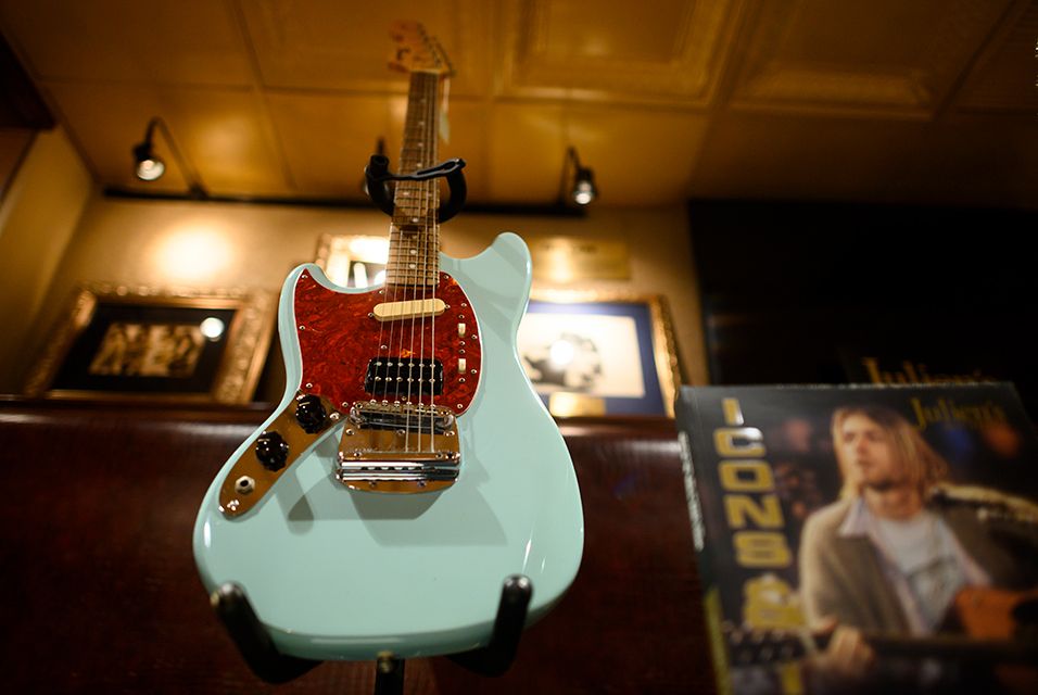 fender mustang wallpaper