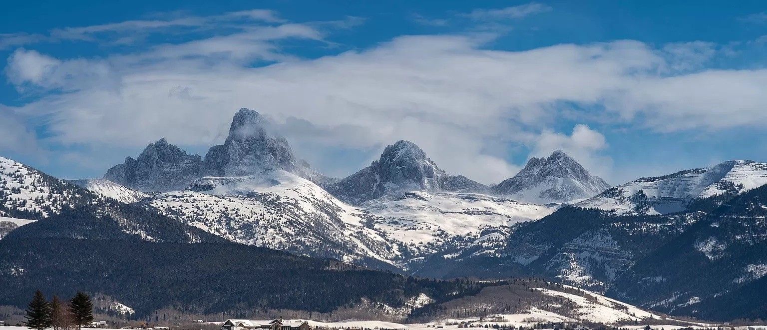Tetons - Wallpaper Cave