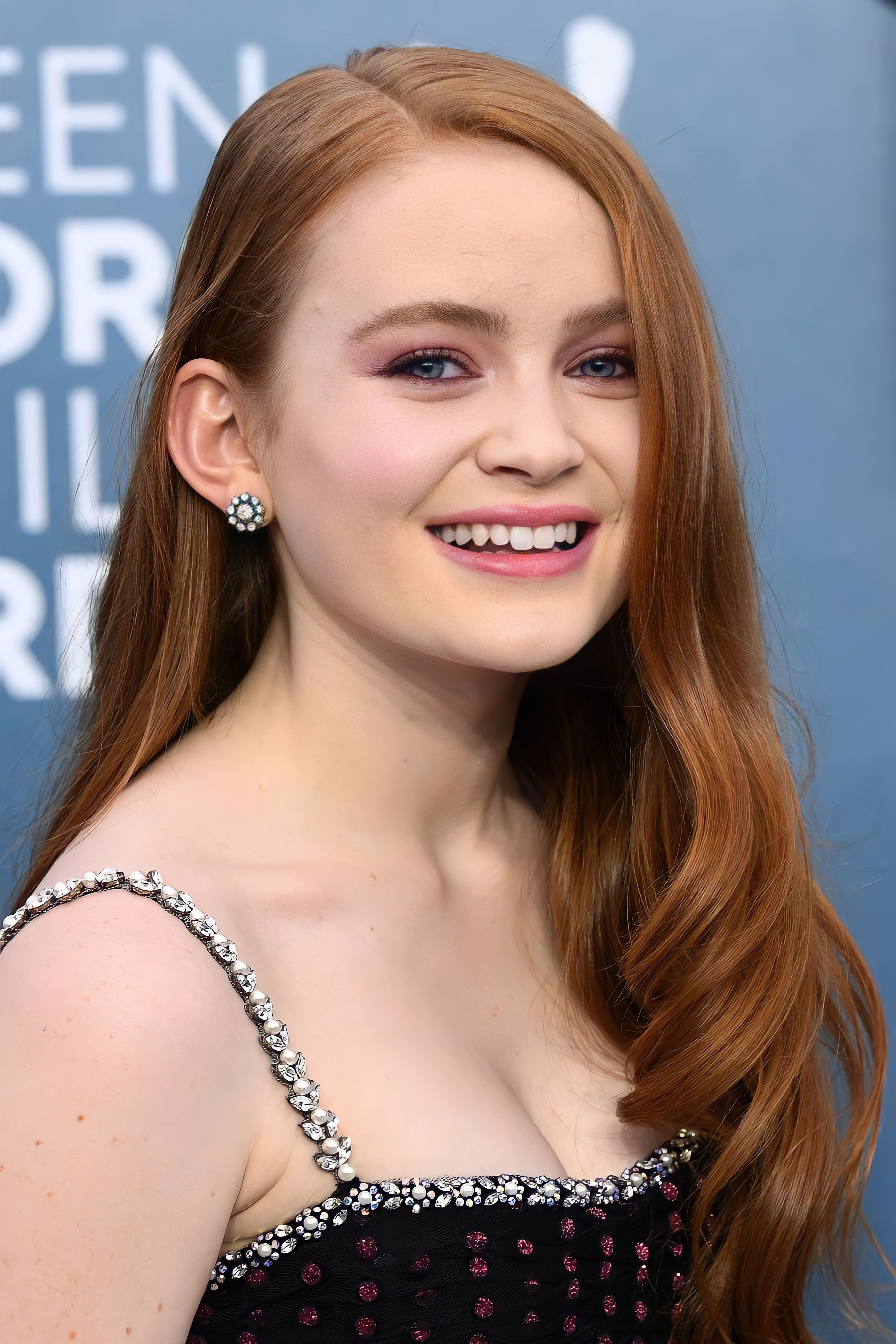 Sadie Sink - Wallpaper Cave