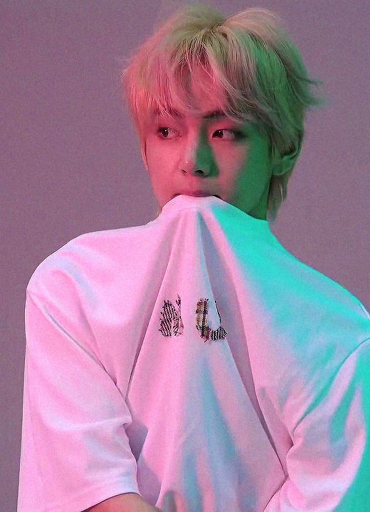 Kim Taehyung - Wallpaper Cave Kim Taehyung - Wallpaper Cave