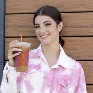 charli what are u drinking it look good
