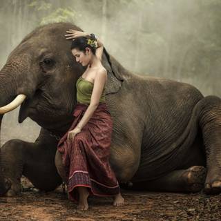 Me with an elephant to<3