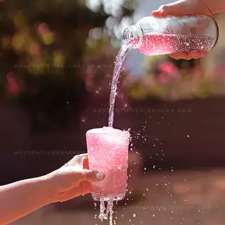  Aesthetic Glittery pink drink!
