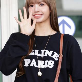 HappyBirthday Lisa! BLΛƆKPIИK