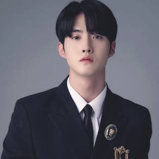  HappyBirthday Yeo One. Pentagon