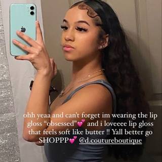 ʟᴏᴠᴇ ʏᴏᴜʀᴢ..♥︎