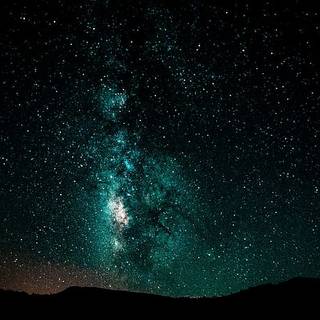 The night sky 4K wallpaper