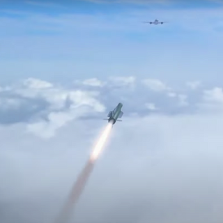 Missle Heading to MH 17 
