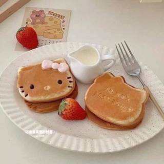 Hello kitty pancakes