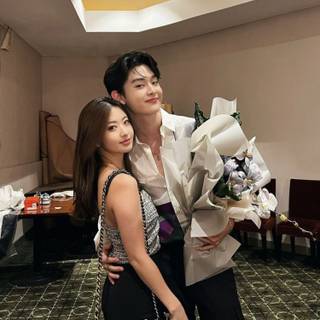 The way he hugged me lol