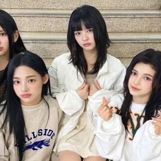 NewJeans