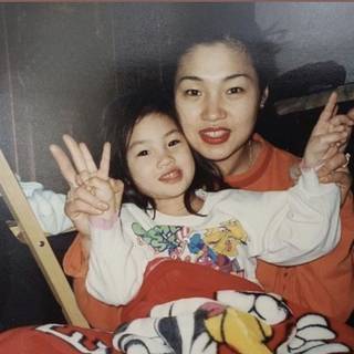 My best friend Baozhai and her mom she was young And her mom. Died at age of 55 years old 