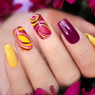 COLOURFUL NAILS