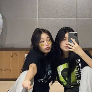 Me and my friend is  ƈʟɛօ