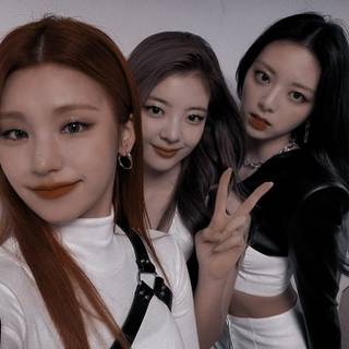 Akari and Kiss_band_lover and me