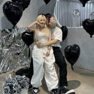 My best friend surprise me for my 18 year old birthday 