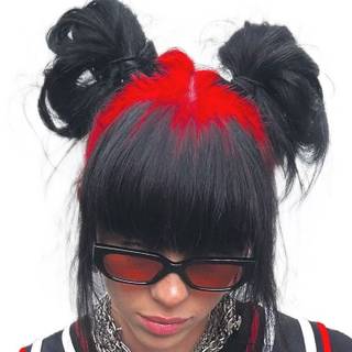 Billie with red roots