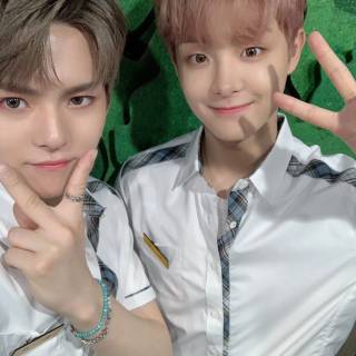 Yoshi and Jihoon: TREASURE