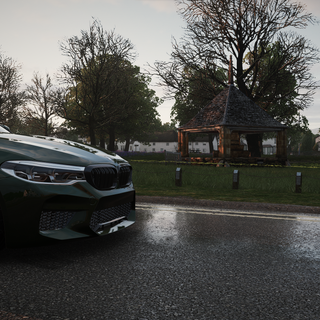 BMW M5 Rain Scene 1440P