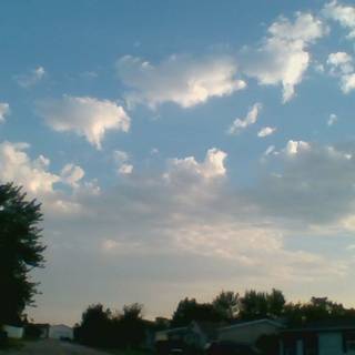 clouds - dreamcore wallpaper/pfp