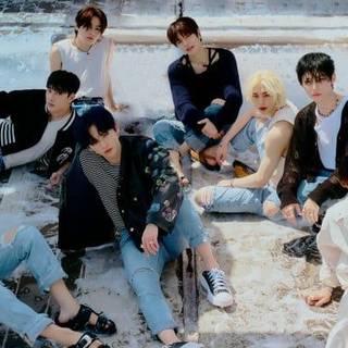 Stray Kids Desktop Wallpaper