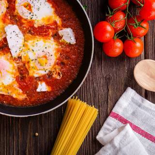 Spaghetti in tomato sauce