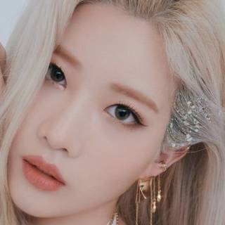 Happy birthday to KimLip in Loona