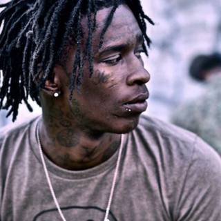 uploading a few wallpepers  for yall today until friday , im going on vacation