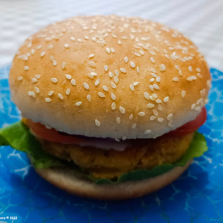 Healthy Burger by Gema Pardo Trapero