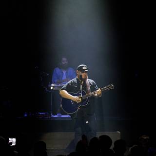 Luke Combs American singer-songwriter