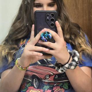 I CURLED MY HAIR PEOPLE!!