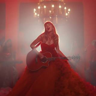 taylor swift I BET YOU THINK ABOUT ME 4k DESKTOP WALLPAPER