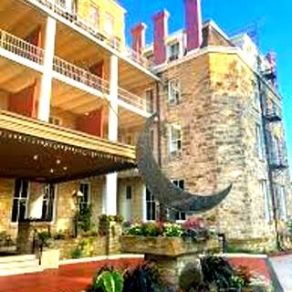 Crescent Hotel <3 <3 <3