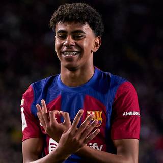 Lamine Yamal 304 Celebration