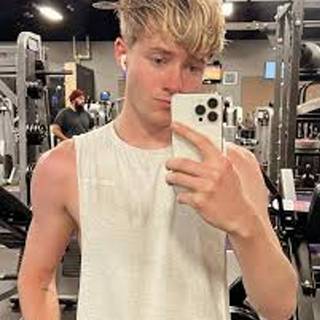 SAM GOLBACH