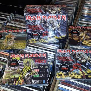 IRON MAIDEN WALLPAPER