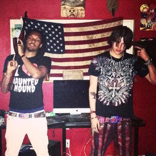 MOUND RICH SEMATARY + HACKLE DOWN ON EM