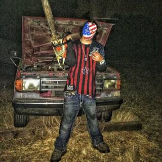 CHAINSAW PARTY GRAVE MAN SEMATARY 