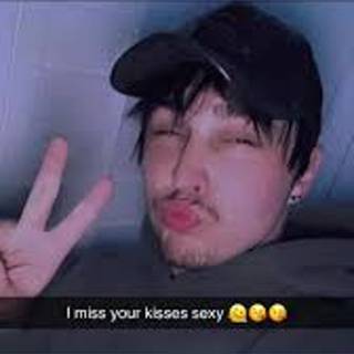 then come kiss me baeee, u know im always lookin sexy, and so are u babyyyyy