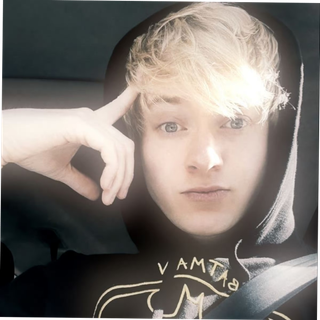 Happy Birthday SAM GOLBACH, your officially 28 ❤